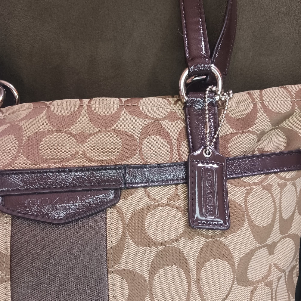 Coach tote - Picture 2 of 13